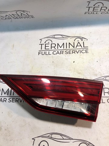 Задняя правая фара 8V5945076B VAG
