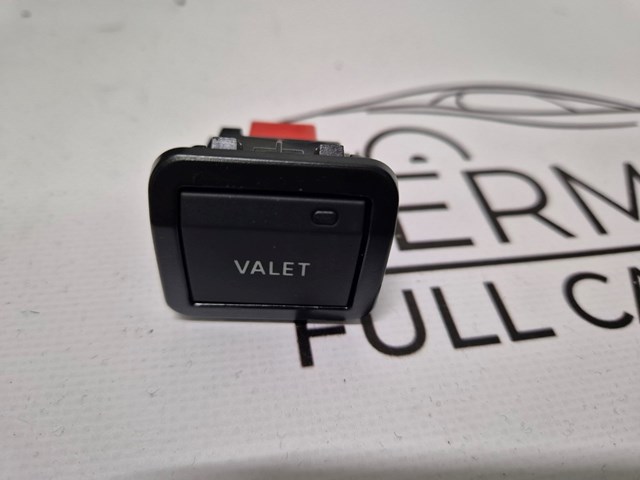 Кнопка включения парктроника 8W09415035PR VAG