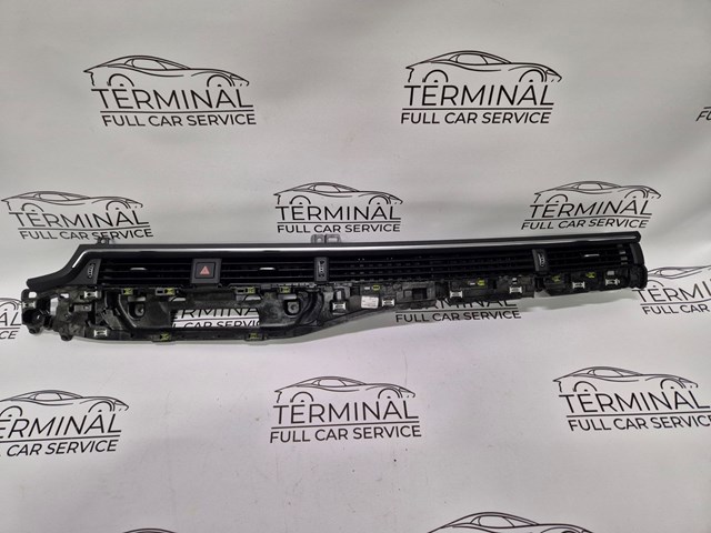 Вентиляция передка 8W1820902D6PS VAG
