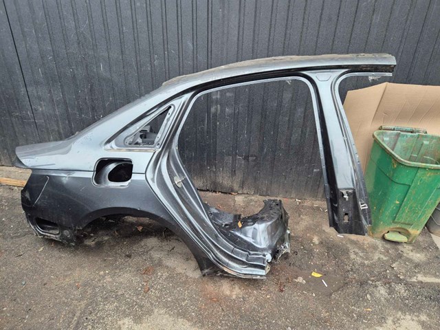 Крыло заднее правое 8W5809838A VAG