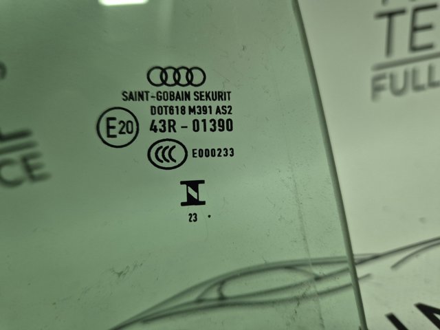 8W5845206C VAG Стекло двери задней правой купить в Павлоград