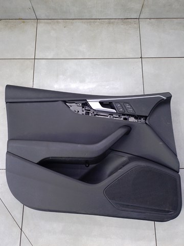 Карточка обшивки задней двери левой 8W8867103BWFA VAG