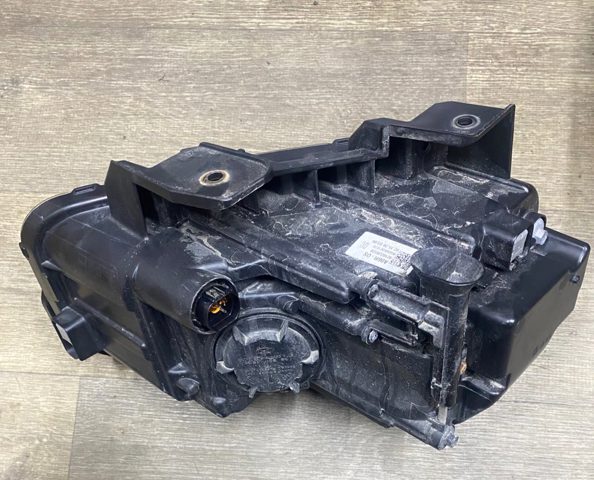 HYUNDAI 92102J9120 Правая фара в наличии Одесса