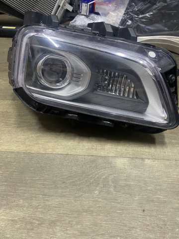 HYUNDAI 92102J9120 Правая фара в наличии Львов