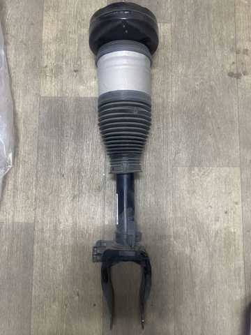 Амортизатор передней подвески A1673201103 MERCEDES