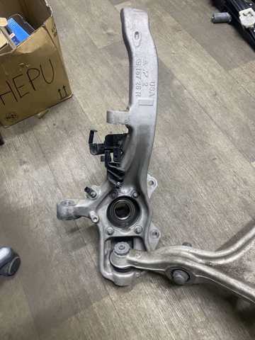 1673322600 MERCEDES Цапфа передняя правая купить в Украина