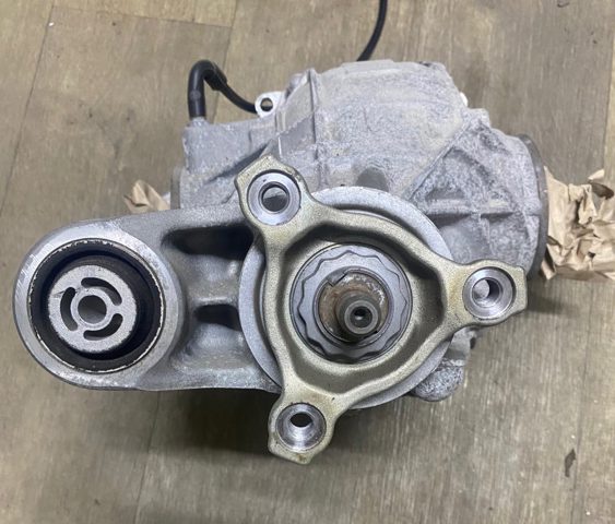 A1673500301 MERCEDES Редуктор задний купить в Ровно
