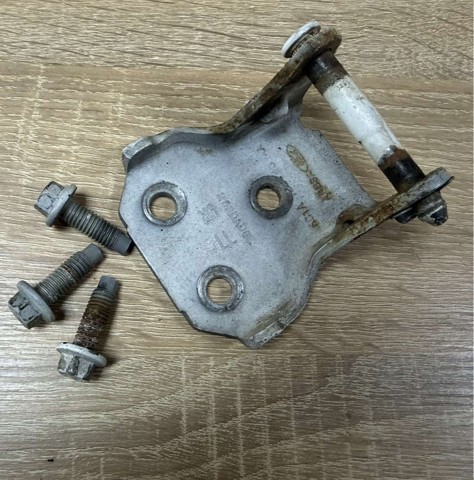 Завеса передней двери 6C1AV22806BA FORD