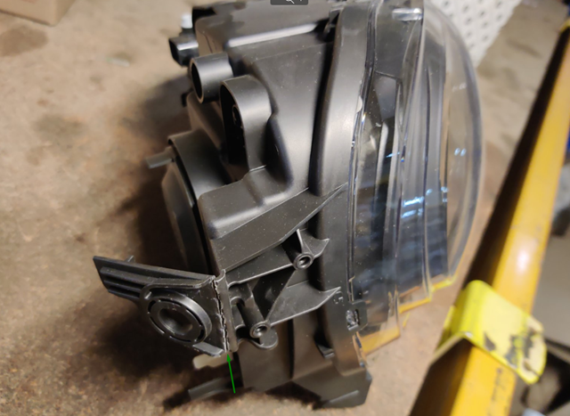 VALEO 450401 Фара правая в наличии Житомир