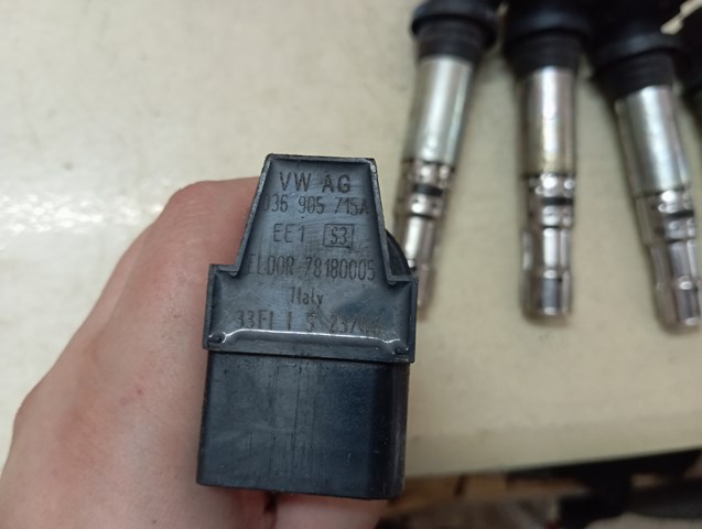 036905715A VAG Катушка зажигания купить в Полтава
