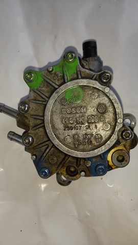 BOSCH 03G145209C Тандемный топливный насос в наличии Чернигов