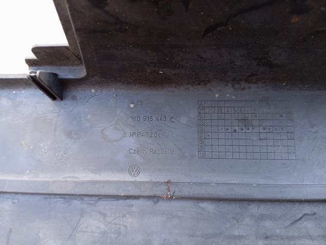 1K0915443C VAG Крышка аккумулятора (АКБ) купить в Ужгород