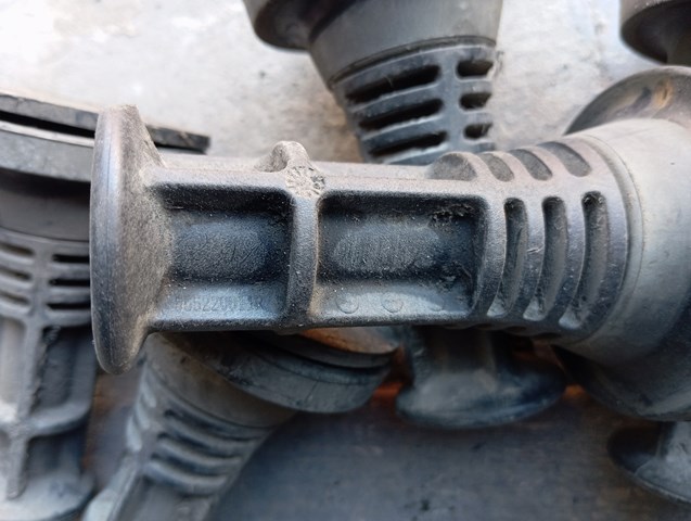 RENAULT 555220011R Отбойник пружины задней в наличии Каменское