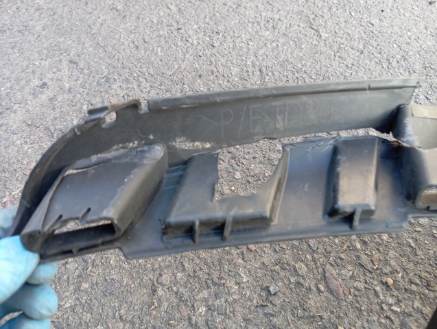 620367065R RENAULT Решетка радиатора купить в Павлоград