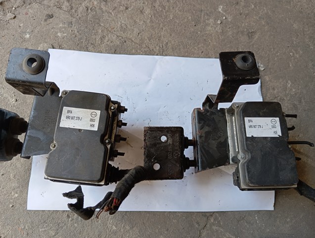 Блок ABS гидравлический 6R0614117F VAG