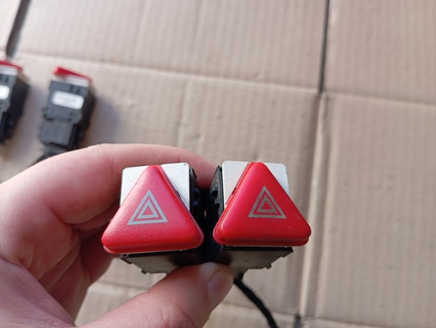 Кнопка аварийки 6Y0953235 VAG