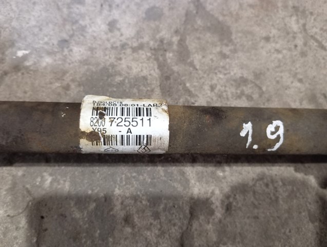 RENAULT 8200725511 Правая полуось в наличии Украина
