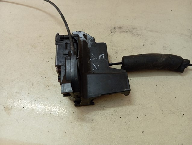 825020025R RENAULT Замок двери задней правой купить в Черновцы