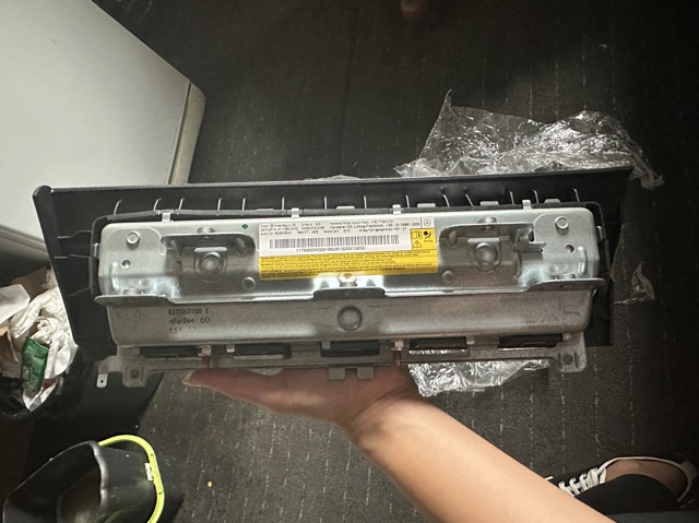 Подушка безопасности защиты коленей A1178600402 MERCEDES