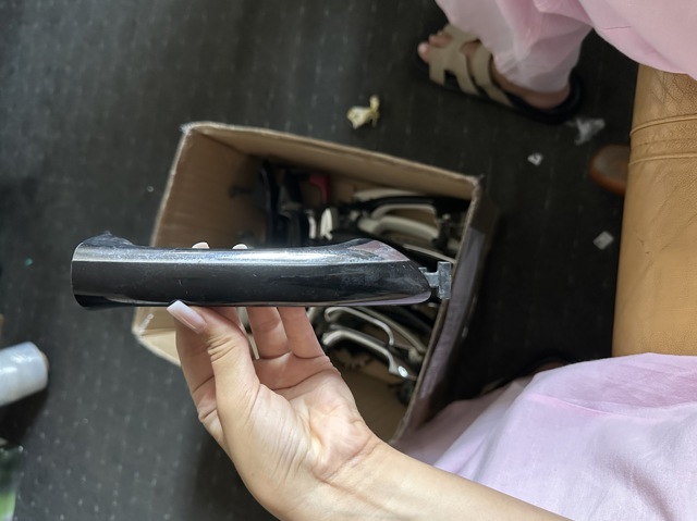Ручка двери передней наружная правая A1647600670 MERCEDES