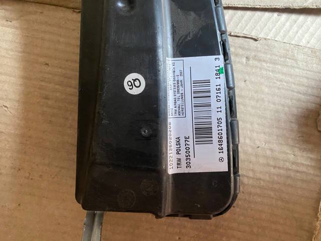 A1648601705 MERCEDES Подушка безопасности (AIRBAG) спинки сиденья левого купить в Николаев