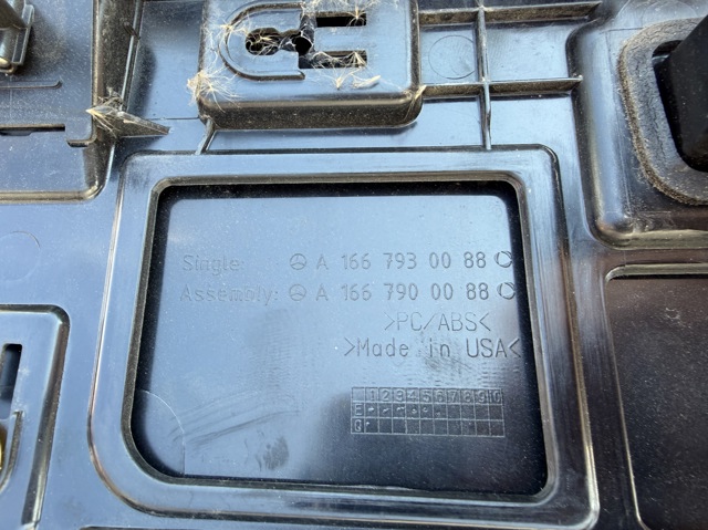 MERCEDES A16679000889999 Спойлер багажника (двери 3/5-й задней) в наличии Николаев