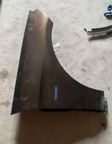 Переднее правое крыло A1668801206 MERCEDES
