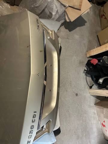 Крышка багажника A2077500175 MERCEDES