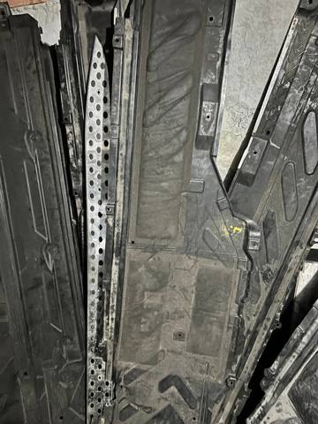 A2136803906 MERCEDES Защита днища левая купить в Николаев