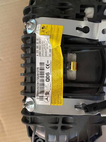 Подушка безопасности боковая A2138600202 MERCEDES