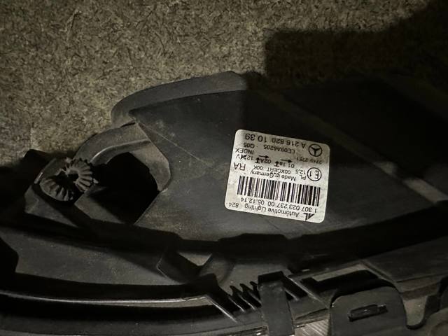 MERCEDES A2168201039 Фара правая в наличии Черновцы