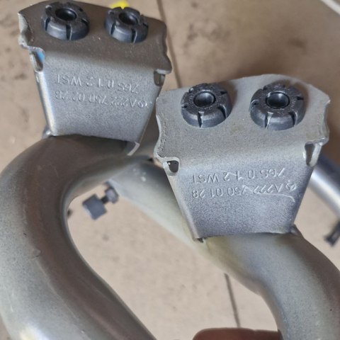 Детали багажника (петли и упор крышки) A2227500128 MERCEDES