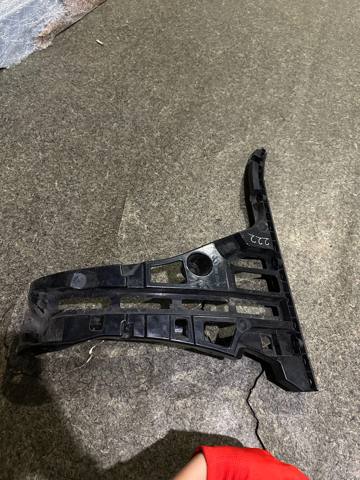 Крепление бамера правое A2228800612 MERCEDES