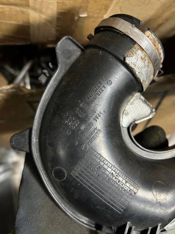 MERCEDES A2700901029 Впускной коллектор в наличии Ирпень