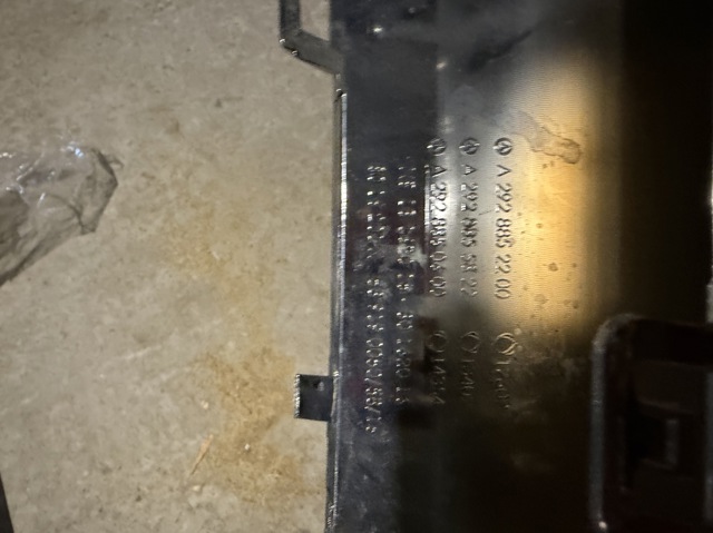 Накладка бампера переднего A2928852200 MERCEDES