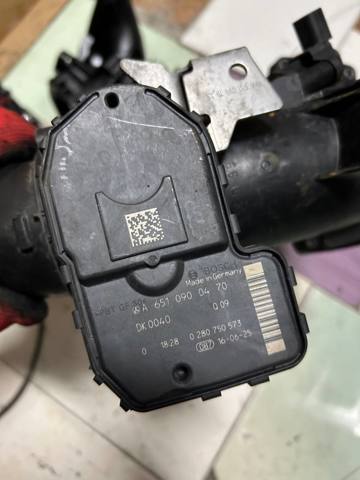 Дроссельная заслонка A6510900470 MERCEDES