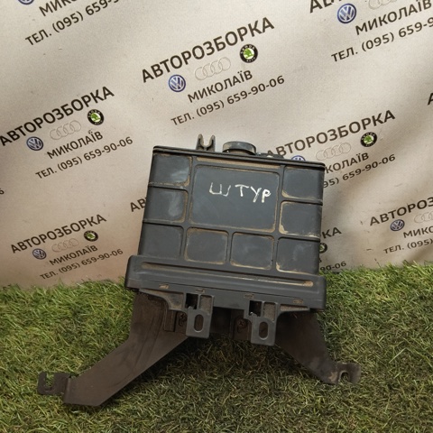 Блок управления трансмиссией 01M927733HR VAG