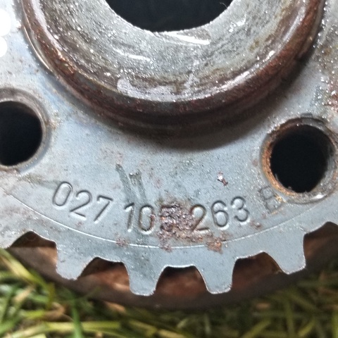VAG 027105263B Звездочка привода коленвала в наличии Ровно