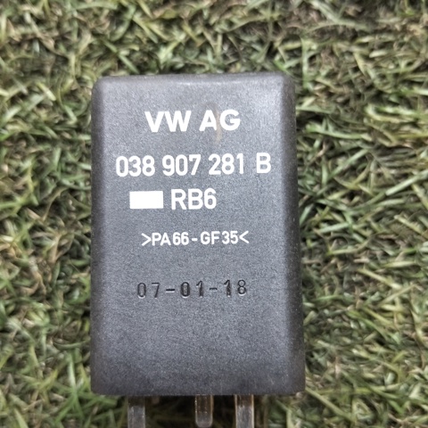 BOSCH 0281003032 Реле свечей накала в наличии Одесса