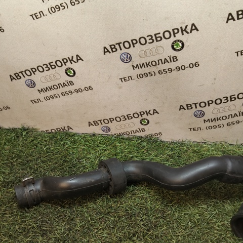VAG 028103493P Патрубок вентиляции картерных газов в наличии Чернигов