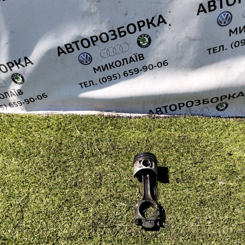 Шатун двигателя 028198401C VAG