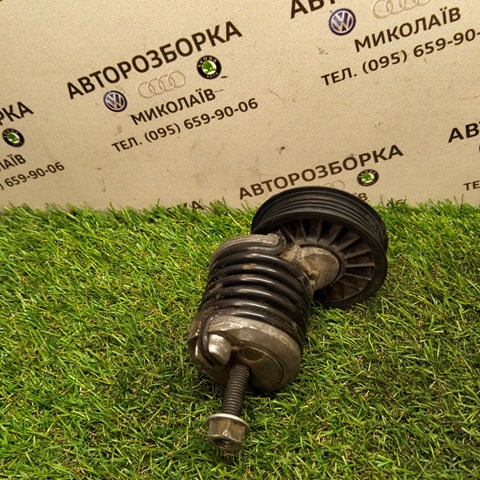 Натяжная планка поликлинового ремня Audi A4 B5