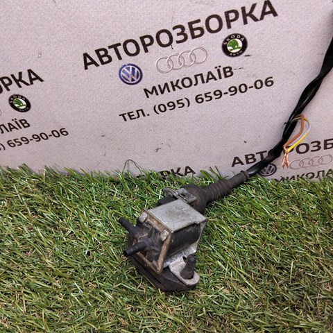 Клапан соленоид регулирования заслонки EGR 028906283F VAG