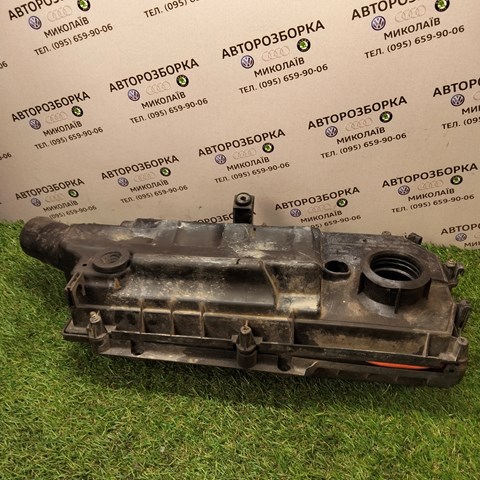 Корпус воздушного фильтра в сборе 036129611AA VAG