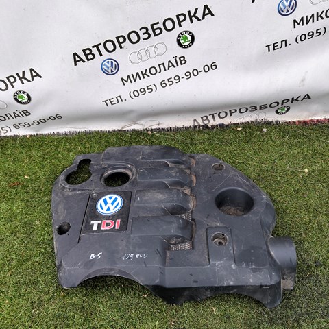VAG 038103925 Крышка мотора декоративная в наличии Черкассы