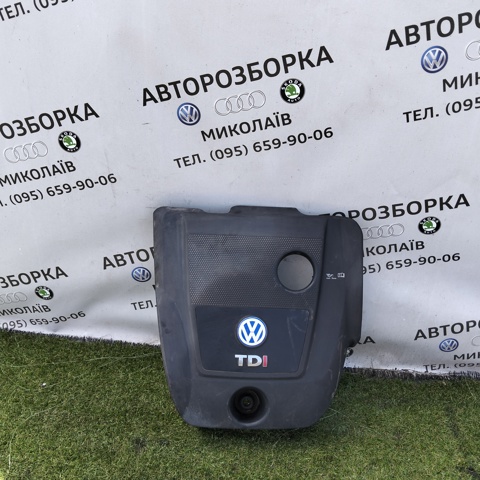 Крышка мотора декоративная 038103925AJ VAG