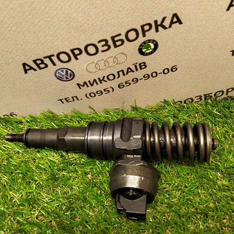 Форсунка впрыска топлива Skoda Fabia 1