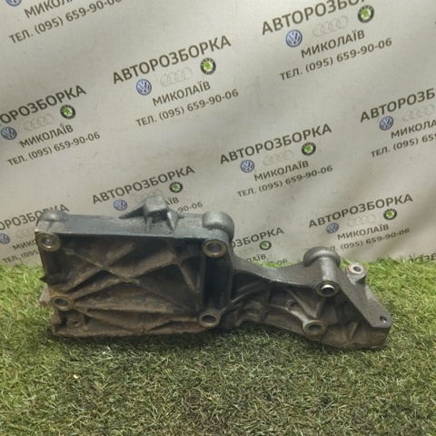 038903143AF VAG Кронштейн генератора купить в Ровно