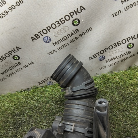 03C145747C Патрубок воздушный, вход воздушного фильтра купить Украина