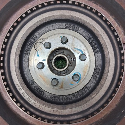 VAG 03D105271 в наличии Ужгород